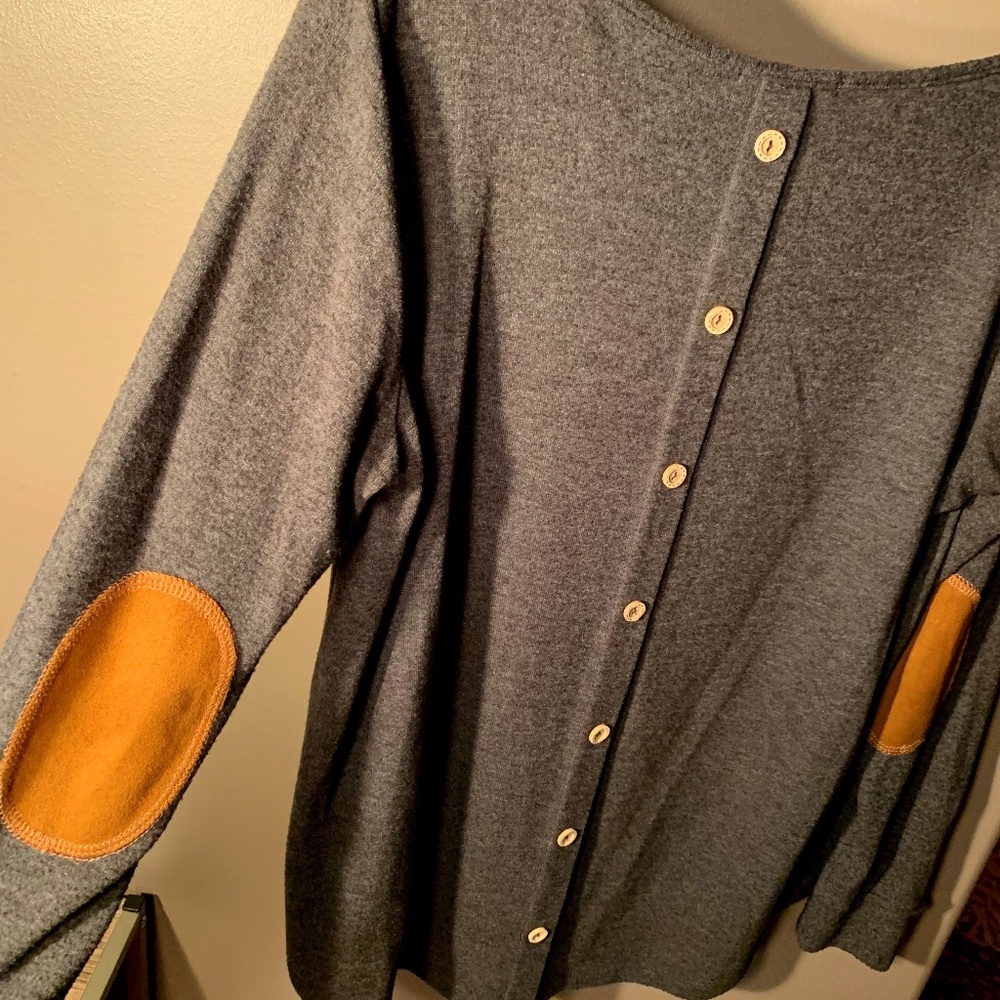 Gray sweater with buttons on back